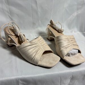 Cream Suede Block Heel Wrap Sandals Size 10 NWT